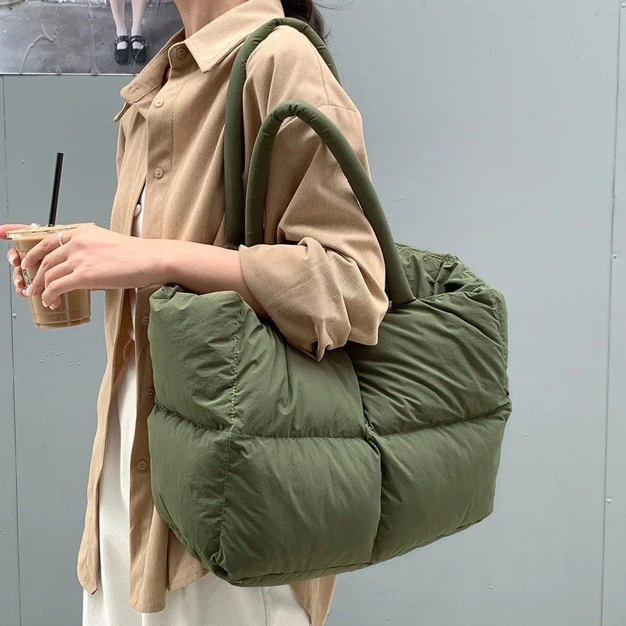 Women'S Tote Bags Designer - 女性用キルティングコットンバッグ,パッド入り,大きなキルティングショルダー,柔らかな質感,パフスリーブ,豪華なデザイン
