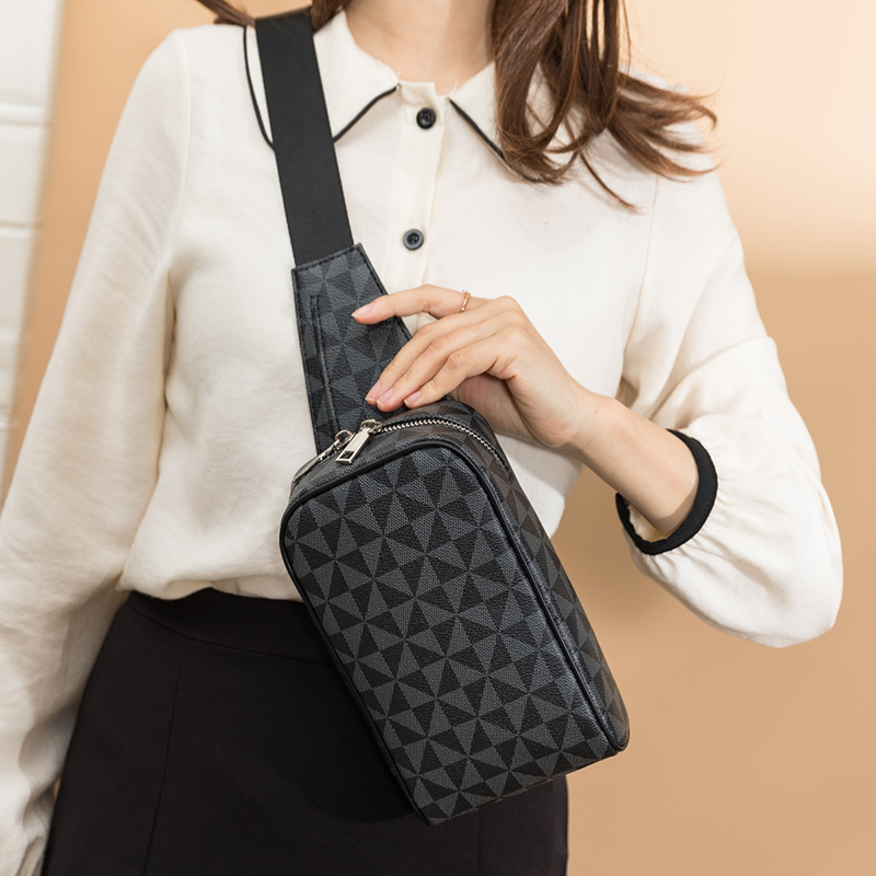 高級ファッションチェストバッグ男性用クロスボディバッグ女性用 - Women Bags Pack のレビューと価格