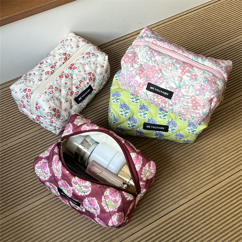 2025年ヴィンテージ風花柄バニティケース、スイートジャカー - Women Vanity Bags のレビューと価格