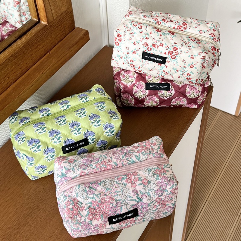 2025年ヴィンテージ風花柄バニティケース、スイートジャカー - Women Vanity Bags のレビューと価格